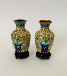 Oriental Antiques: Pair of vintage Cloisonné vases