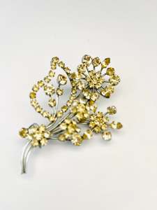 Costume Jewellery: Vintage Diamante brooch