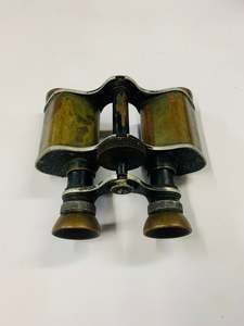 Brassware: WW2 era brass field binoculars