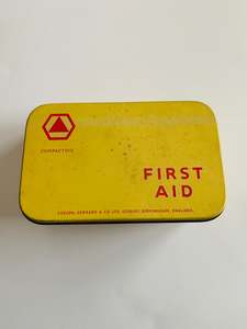 Vintage first aid tin Compactoid