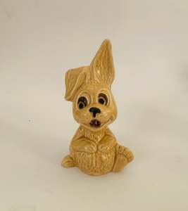 Chinaware: SylvaC Pottery small bunny rabbit