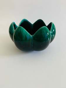 Blue mountain pottery small planter