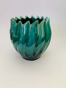 Blue mountain pottery planter