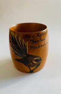 Maori Art Depot New Zealand Fantail wooden napkin ring