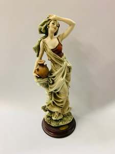 Figurines And Ornaments: Giuseppe Armani Clear water rare figure