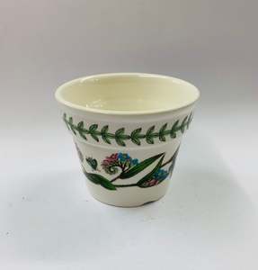 Planters And Jardinieres: Portmeirion small plant pot