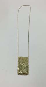 Home Decor: Retro silver tone chain purse