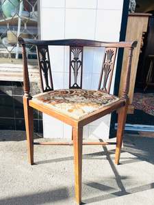 Furniture: Victorian Corner Chair with Velvet Seat