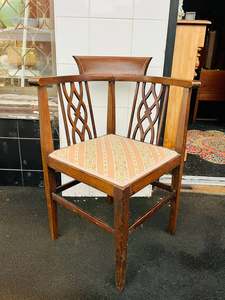 Victorian Corner Chair