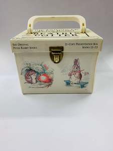 Home Decor: The friends of Peter Rabbit by Beatrix Potter presentation box with 11 books