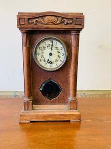 Home Decor: Koma Antique Oak Mantel Clock