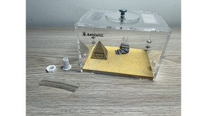 medium living area Meduim living area (115x85x80 mm) with connect tools