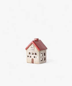 An Anything But Ordinary Christmas: Alsace Tea Light Villa Red White