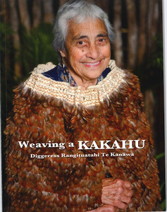 Products: Weaving a Kakahu