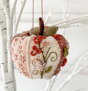 Luxurious Apple Kits: Luxurious Apple Kit - Cinnamon Designed by Ngaire Montgomery-Williams