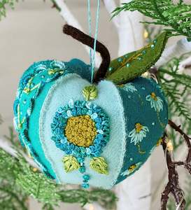 Luxurious Apple Kits: Luxurious Apple - Bright Lagoon - designed by Ngaire Montgomery-Williams