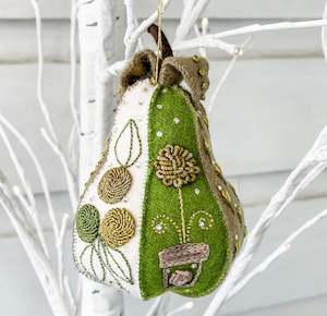 Luxurious Pear Kit - French Country Colourway - Vert Designed by Ngaire Montgome&hellip;