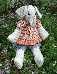 Melly And Me Patterns: Ellie