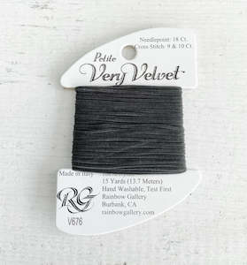 Petite Very Velvet Thread 676