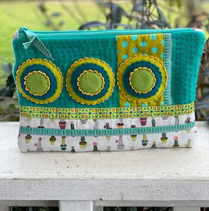 Sue Spargo Patterns And Books: Swag Bag Kit with threads by Sue Spargo