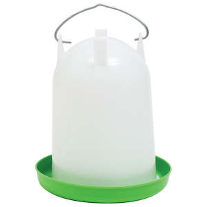Poultry Drinkers Waterers: Crown Straight Drinker 4L