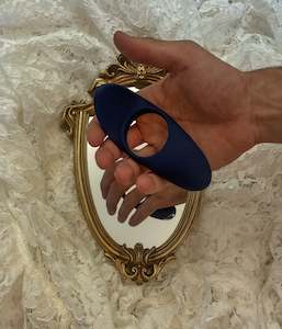 Chapter One The Discovery Collection: Max Steele