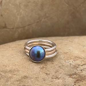 Pearl Fidget Ring - Gold Collar