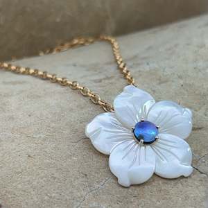 Pearl White Daffodil Necklace - 9ct