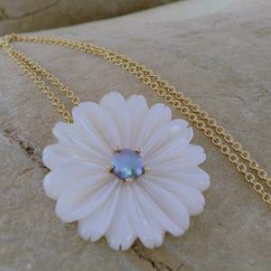 Birthpearls: 3. Pearl Marlborough Daisy Necklace - Yellow Gold 9ct March Aqua Pearl