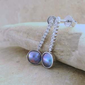 July Flame: Pearl Abyss Earrings - 18ct