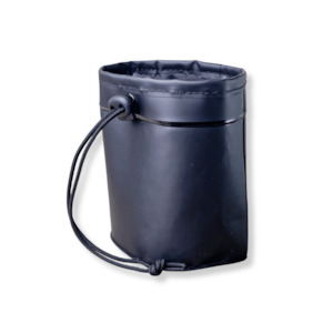 Outdoor Gear: Pro Trainer Dog Treat Pouch - Removable Inner Pouch