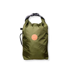 Outdoor Gear: Olive Explorer Dog Food Travel Bag