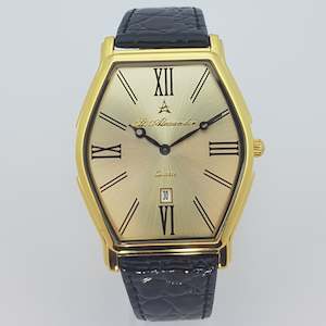 Designer Watch Collection: St Alexander GS500 Gents Gold Bezel Quartz Hexagonal Face Analogue Dress Watch