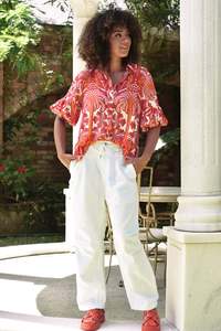 Coop: JEAN-IC VIEW Jean Ivory