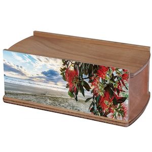Products: Flowering Pohutukawa Urn - Aroha Funerals
