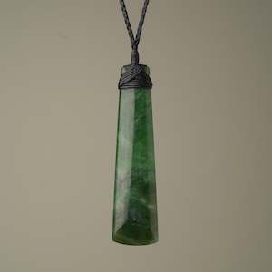 Medium Large Greenstone Toki