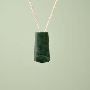 Strength: Medium Kawakawa Pounamu Toki Pendant