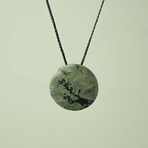 Medium Kōkopu Pounamu Porowhita