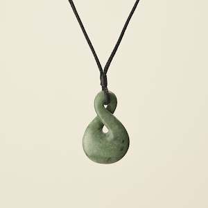 Pikorua Twist: Pikorua Inanga Small Pounamu Pendant