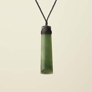 Engravable: Toki Kahurangi Pounamu Large Pendant, Black Binding