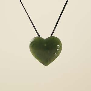 Aroha Love: Notched Heart Kawakawa Pounamu Large Pendant