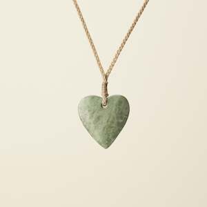 Manawa Heart Inanga – Pounamu Small Medium Pendant