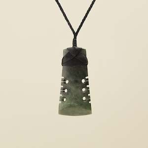 Autumn Sale 20 Off: Notched Toki Inanga – Medium Pendant