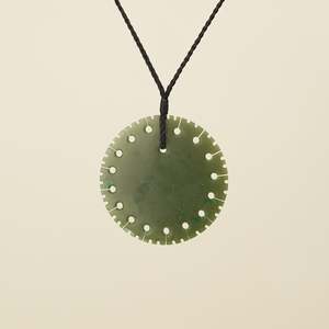 Notched Porowhita Circle of Life Kahurangi Greenstone Large