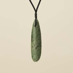 Greenstone Roimata Teardrop: Roimata Inanga Pounamu Medium Pendant