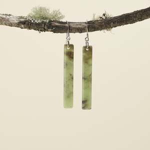 Earrings: Drop Kahurangi Pounamu Medium Earrings 45mm