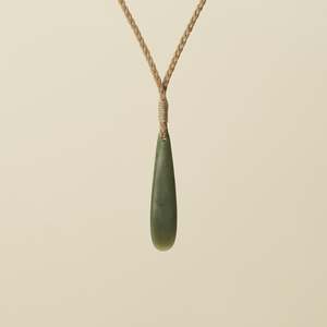 Roimata Teardrop Kahurangi Medium Pendant, Tan Binding
