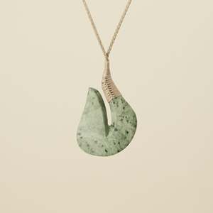 Hei Matau: Hei Matau Kōkopu Greenstone Large Pendant, Tan Binding