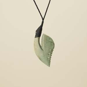 Hei Matau: Notched Hei Matau Raukaraka Large Pendant, Black Binding