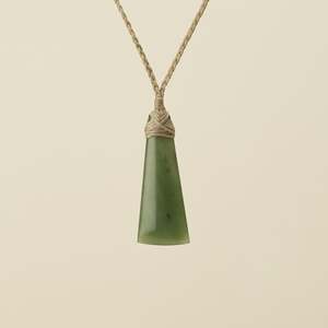 Gifts For Pepi Tamariki: Toki Kahurangi Pounamu Extra Small Pendant Tan Binding
